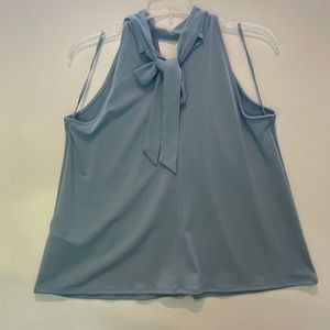 Women’s split tie neck sleeveless